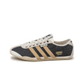 Core Black / Beige Tonal / Gold Metallic  (W)