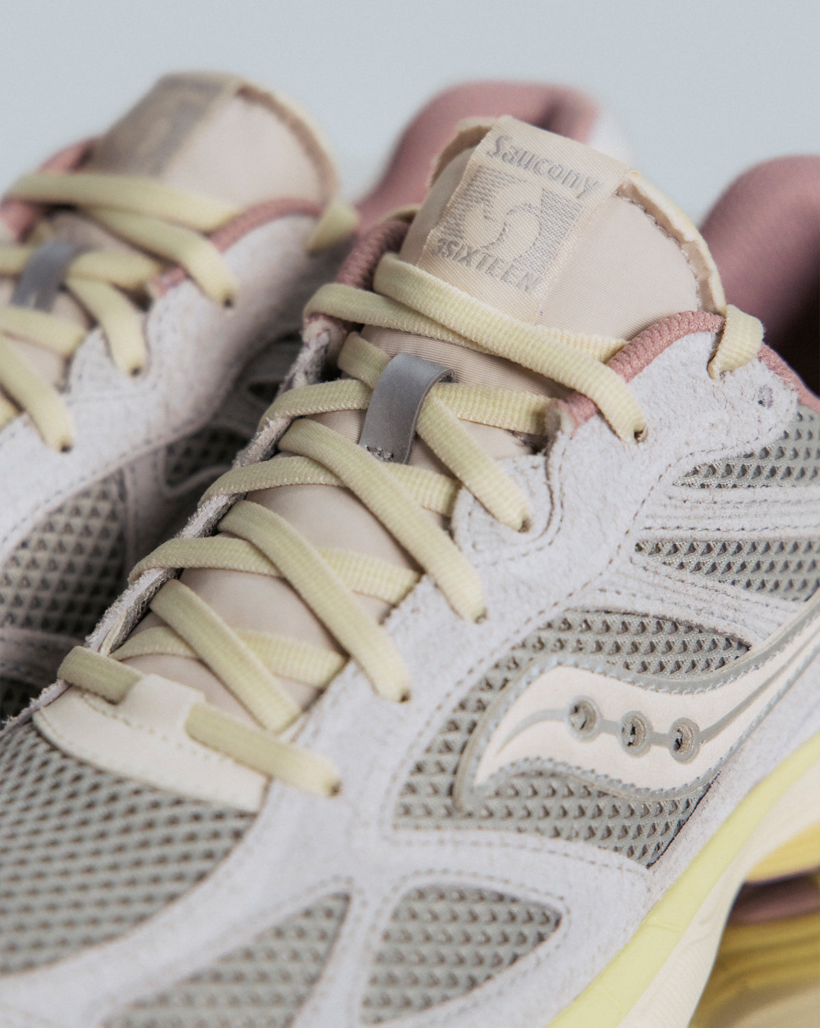 Saucony Pro Grid Guide 7