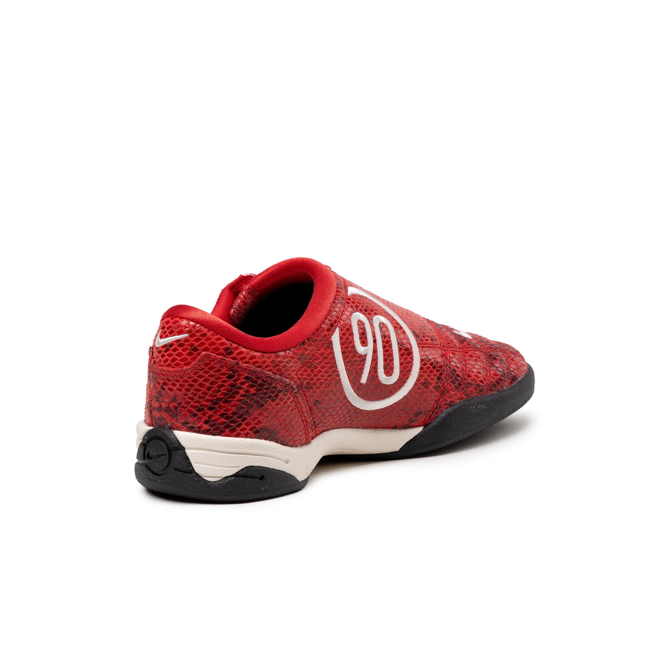 Nike Total 90