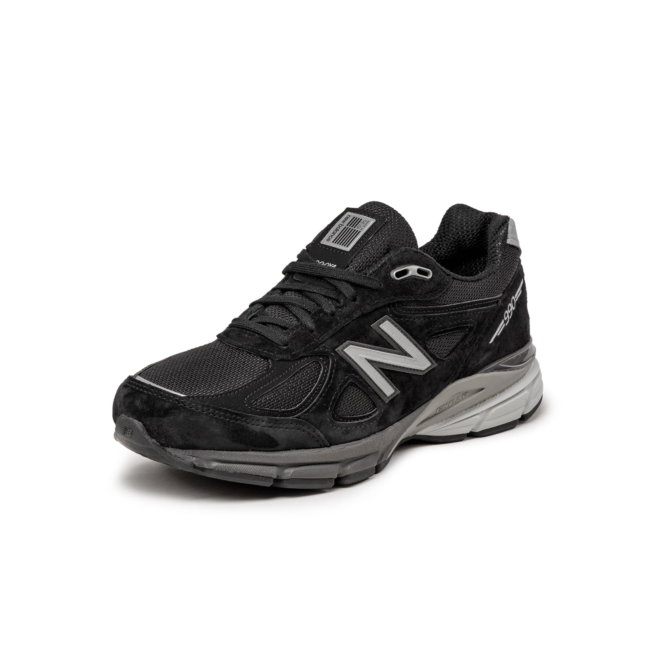 New Balance 990 v4