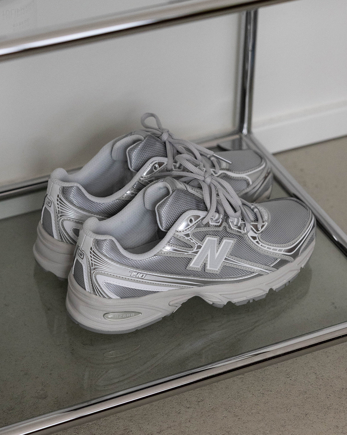 New Balance 740