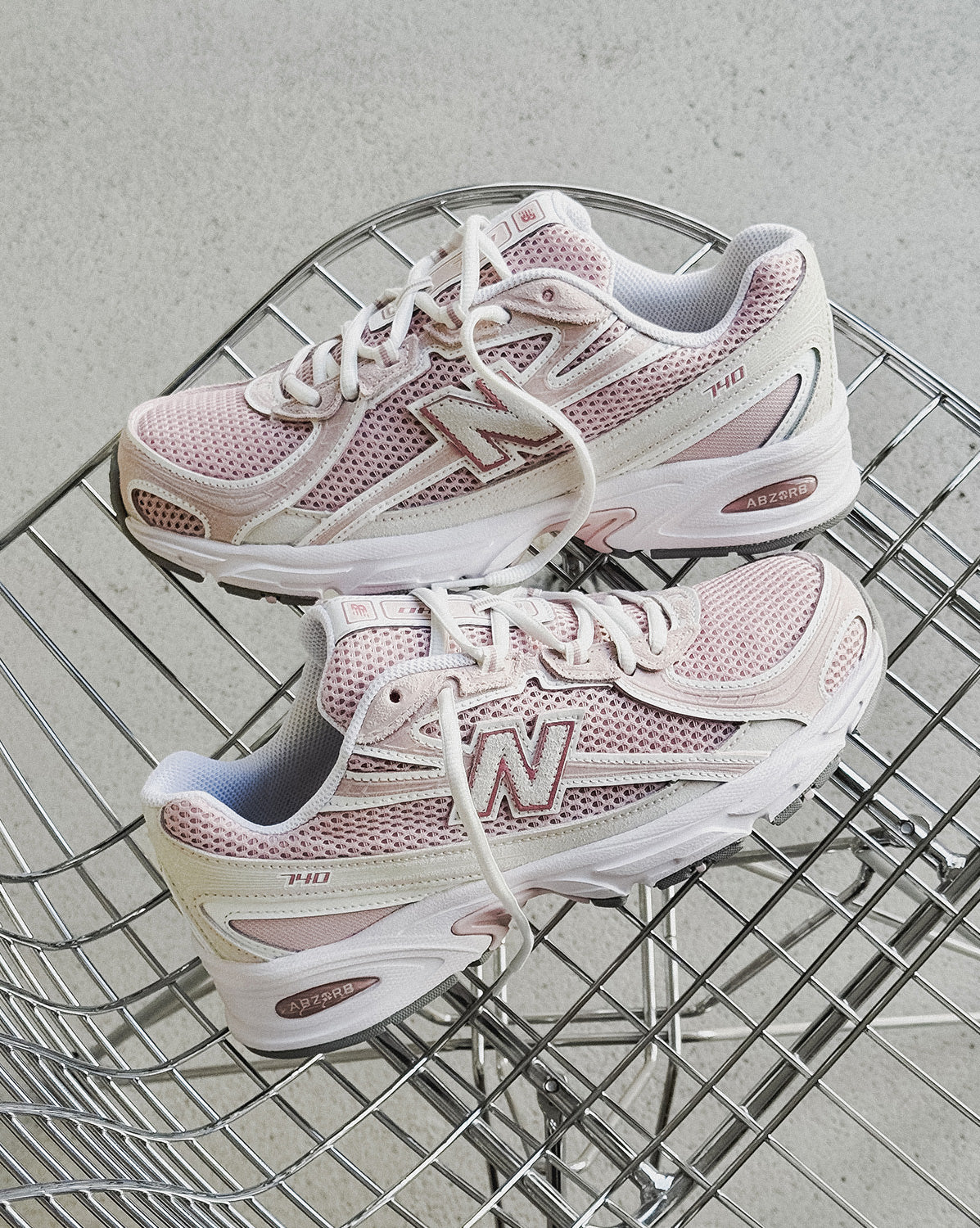 New Balance 740