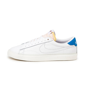 White / White / Light Photo Blue / Team Orange