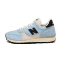 Light Chrome Blue / Black / Linen