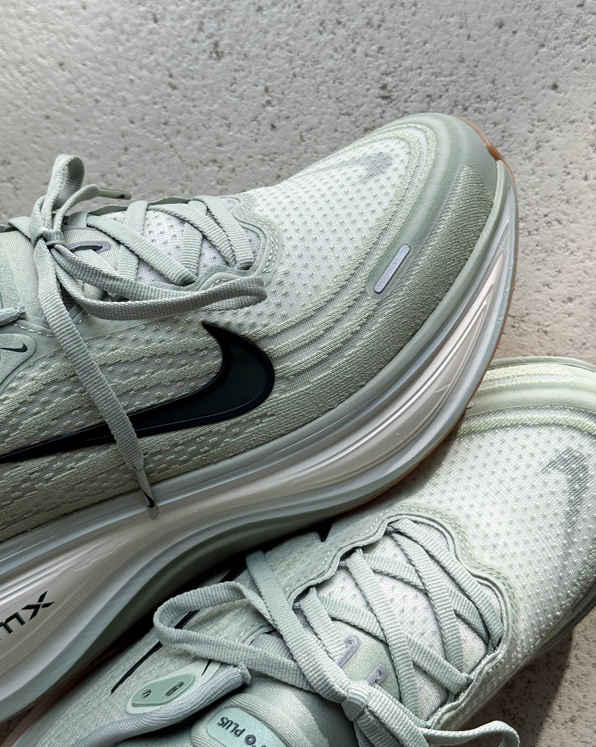 Nike Vomero Plus