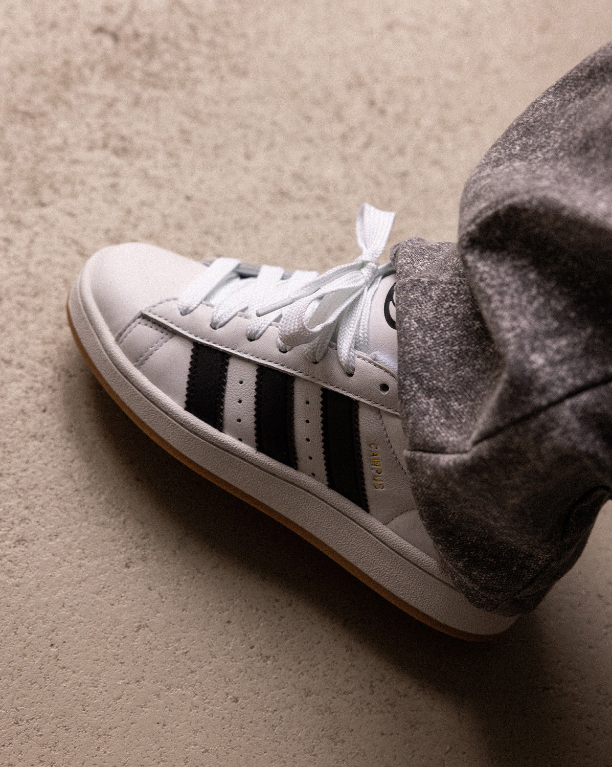 Adidas Campus 00s