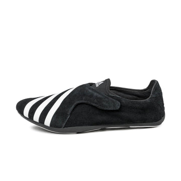 Core Black / Footwear White / Core Black