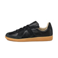 Core Black / Core Black / Gum10