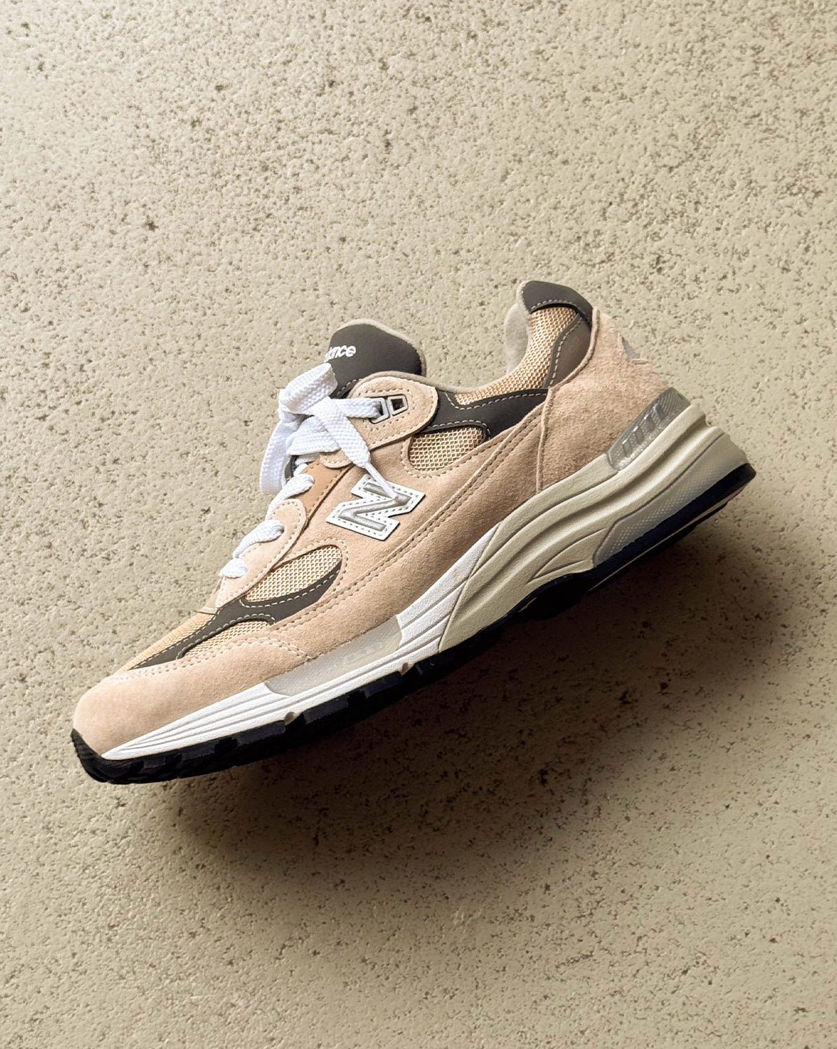 New Balance 992
