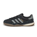 Core Black / Grey Three / Gum 5