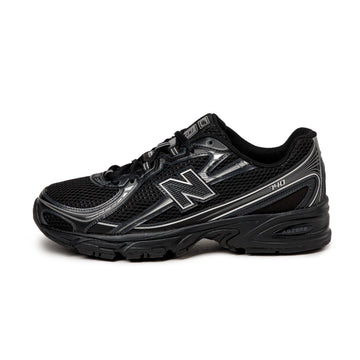 Black / Silver Metallic