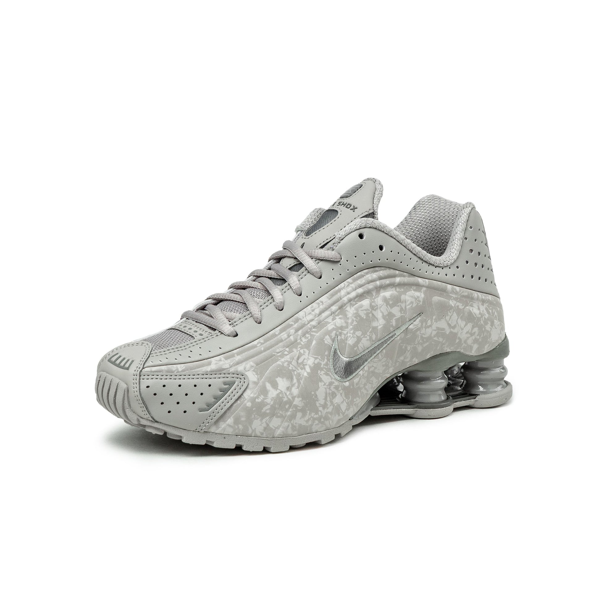 Nike Shox R4