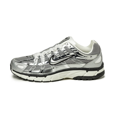 Metallic Silver / Metallic Silver / Sail