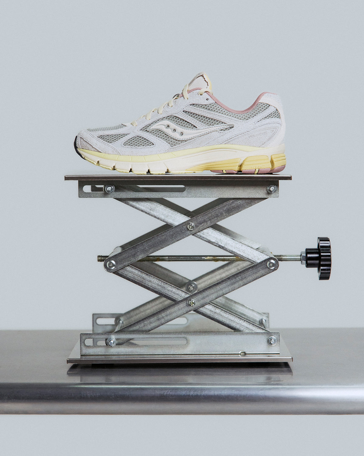 Saucony Pro Grid Guide 7