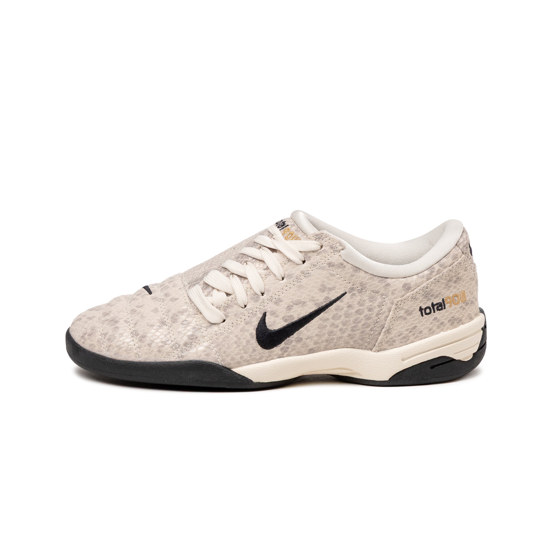 Nike Total 90