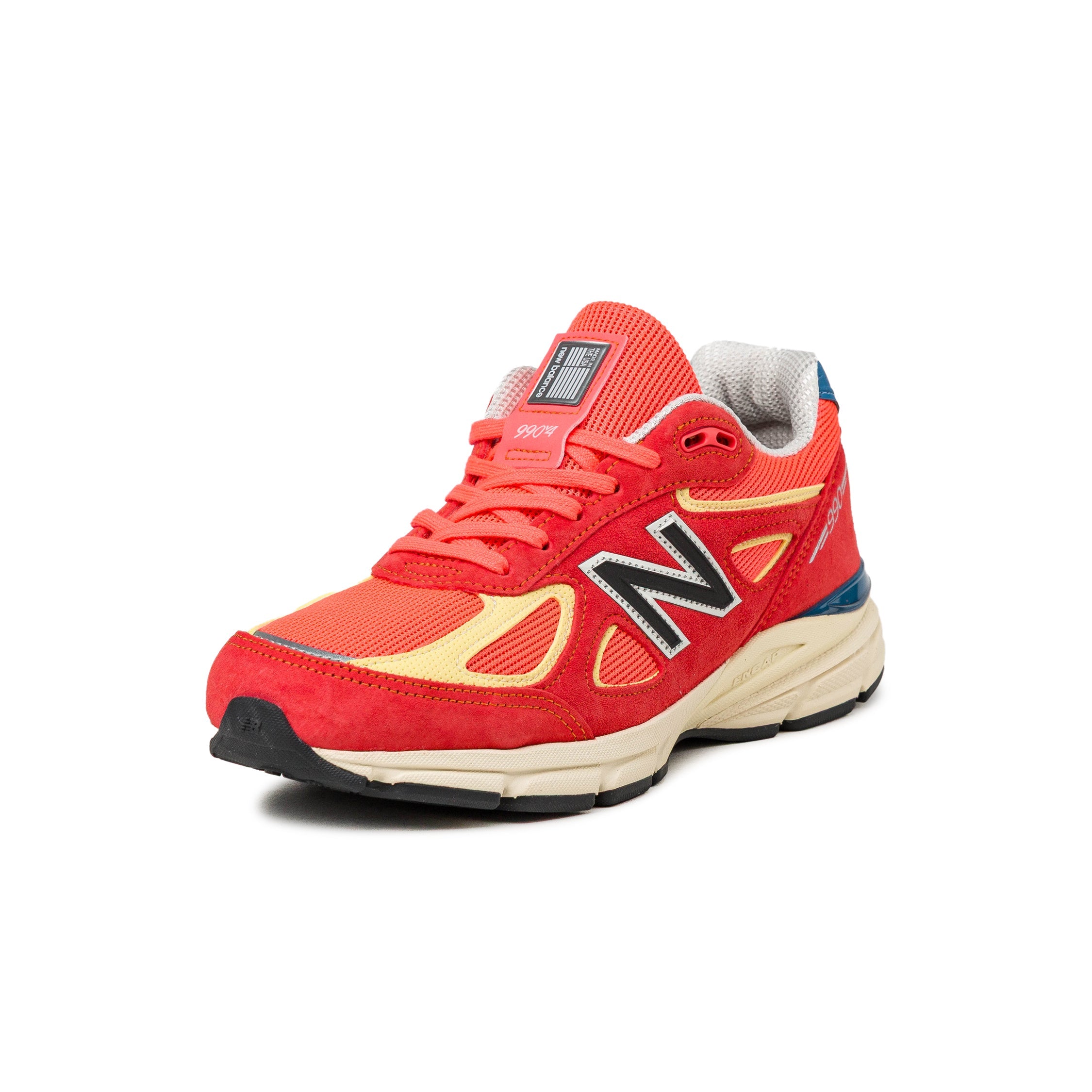 New Balance 990 v4