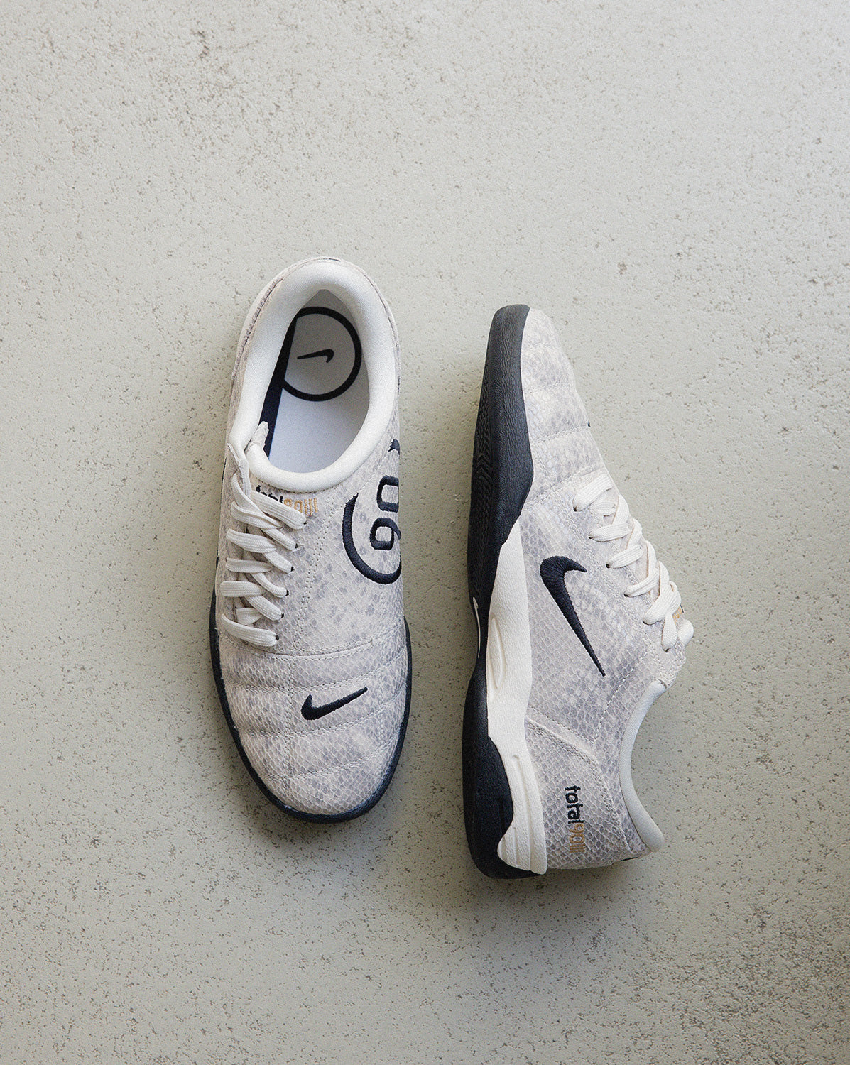Nike Total 90