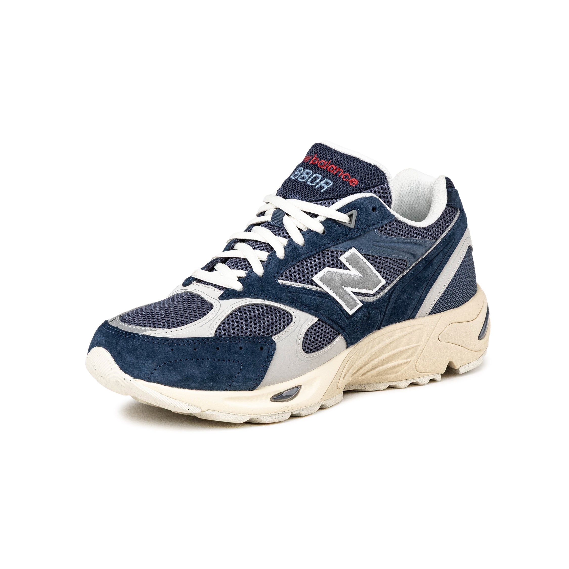 New Balance 880R