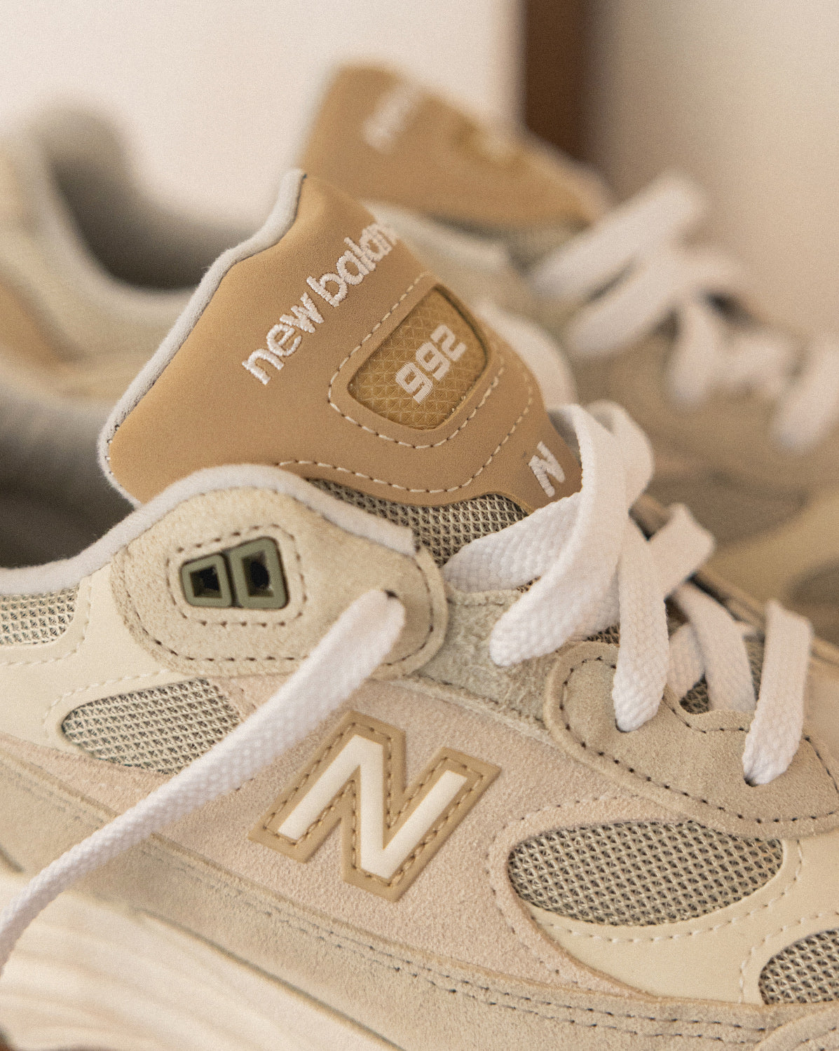 New Balance 992