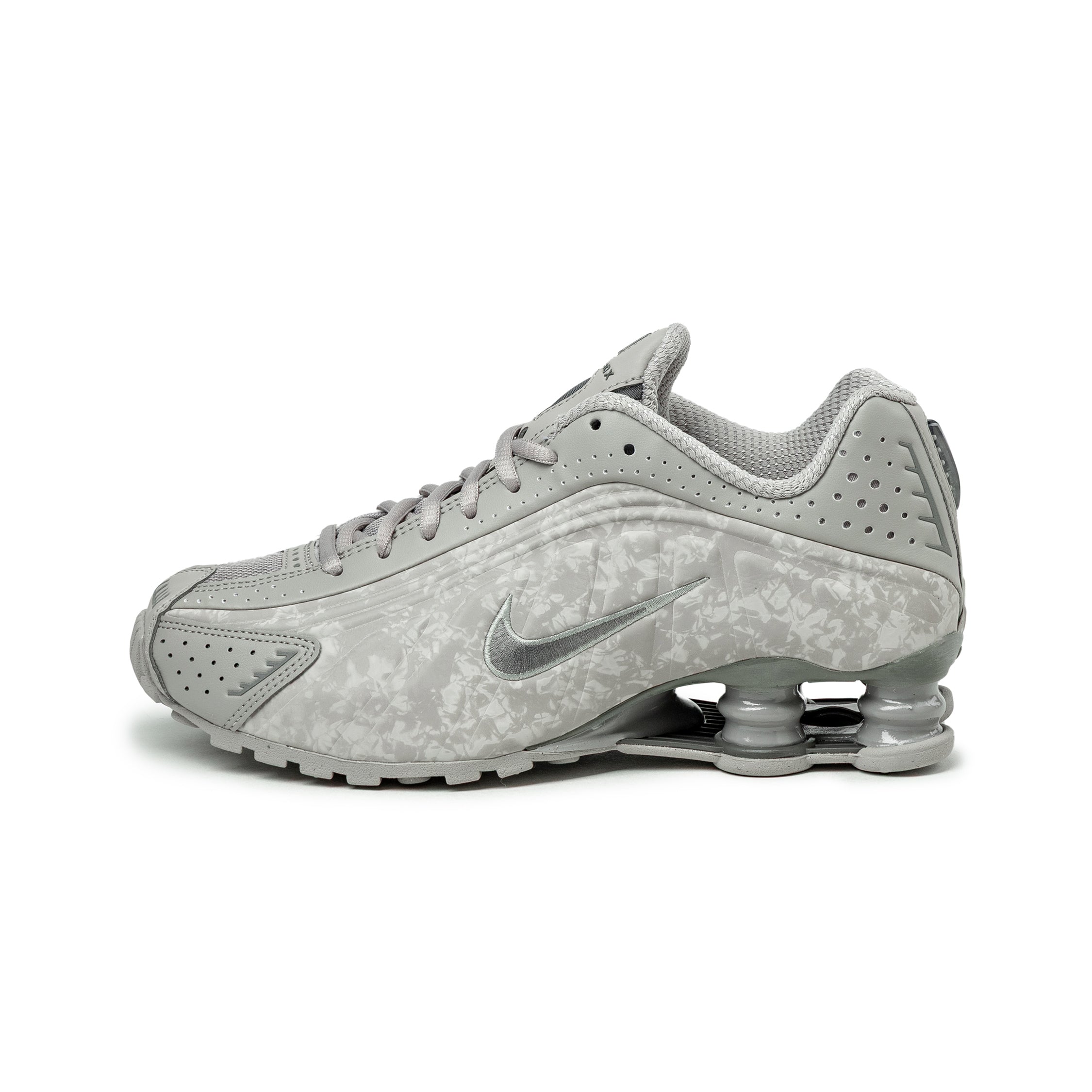 Nike Shox R4