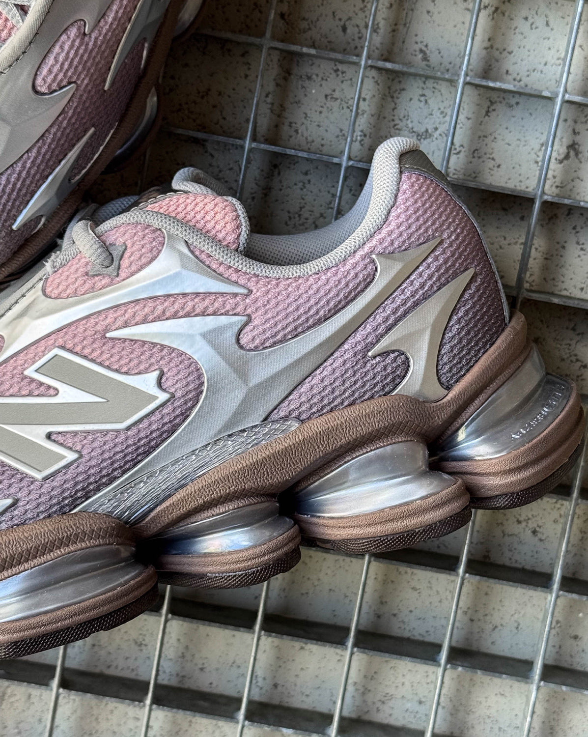 New Balance ABZORB 2000
