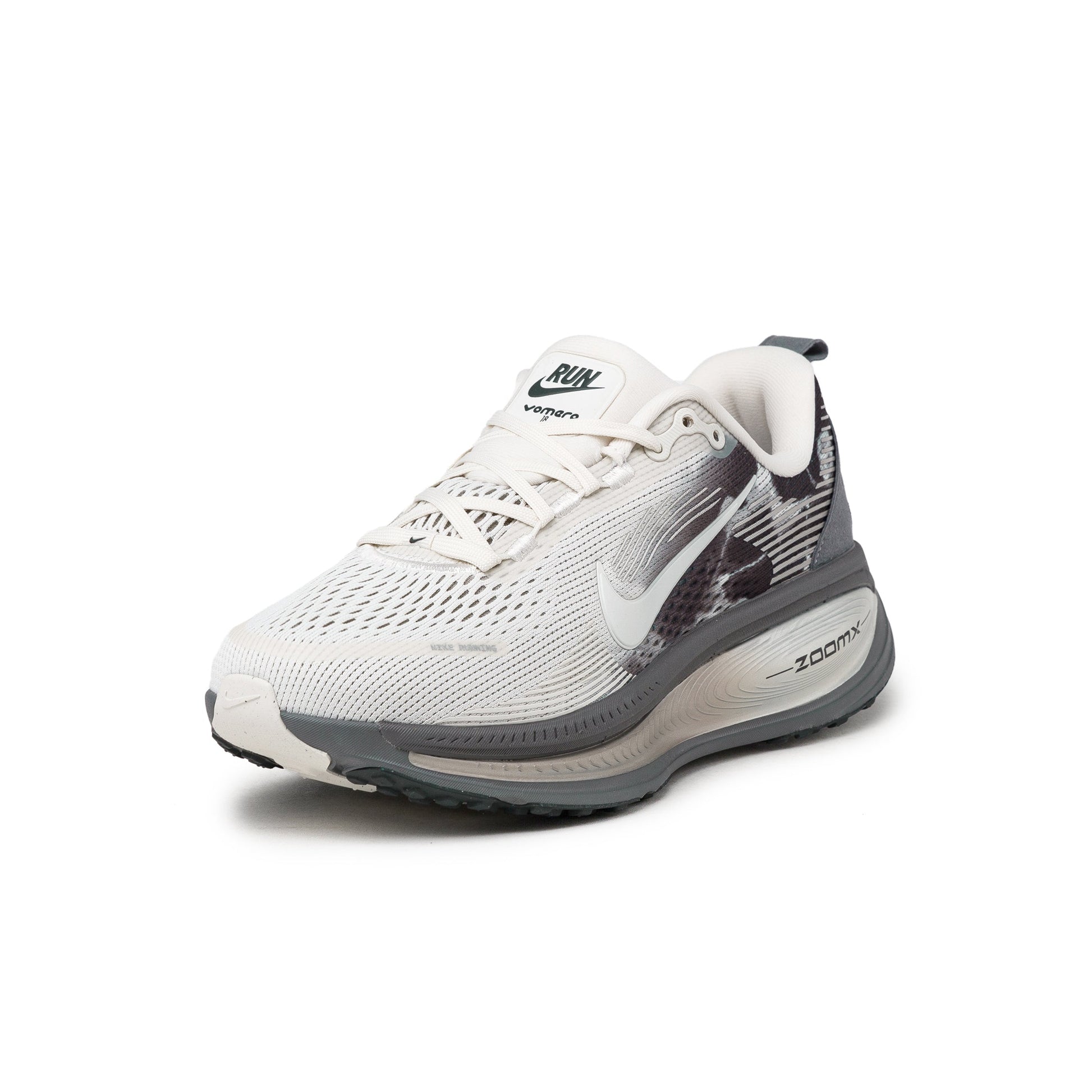 Nike Vomero 18
