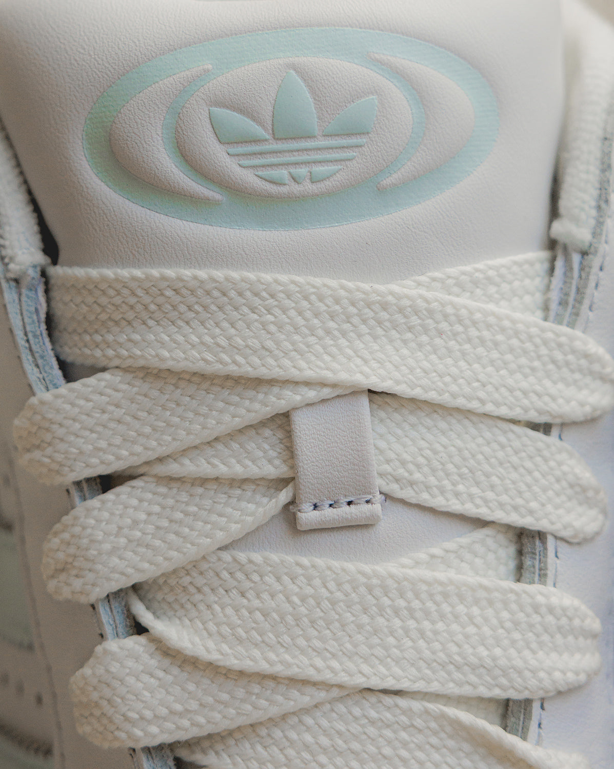 Adidas Campus 00s