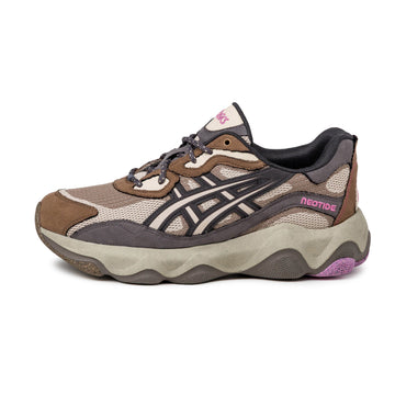 Brown Storm / Feather Grey